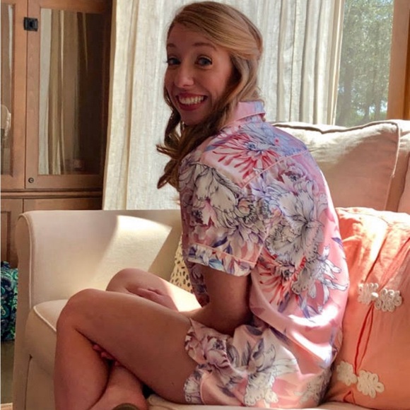 Le Rose Pink Floral Silky Pajama Set - Picture 1 of 6